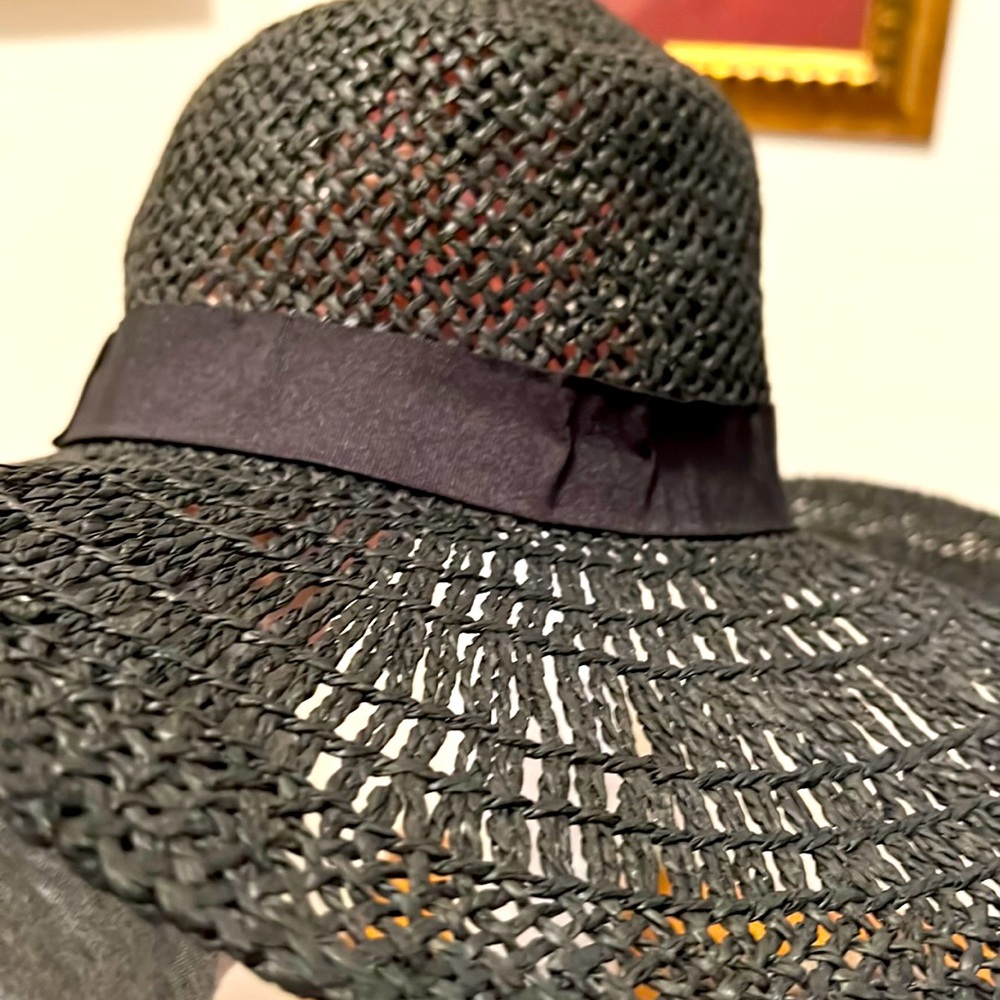 Excellent condition Sun Hat